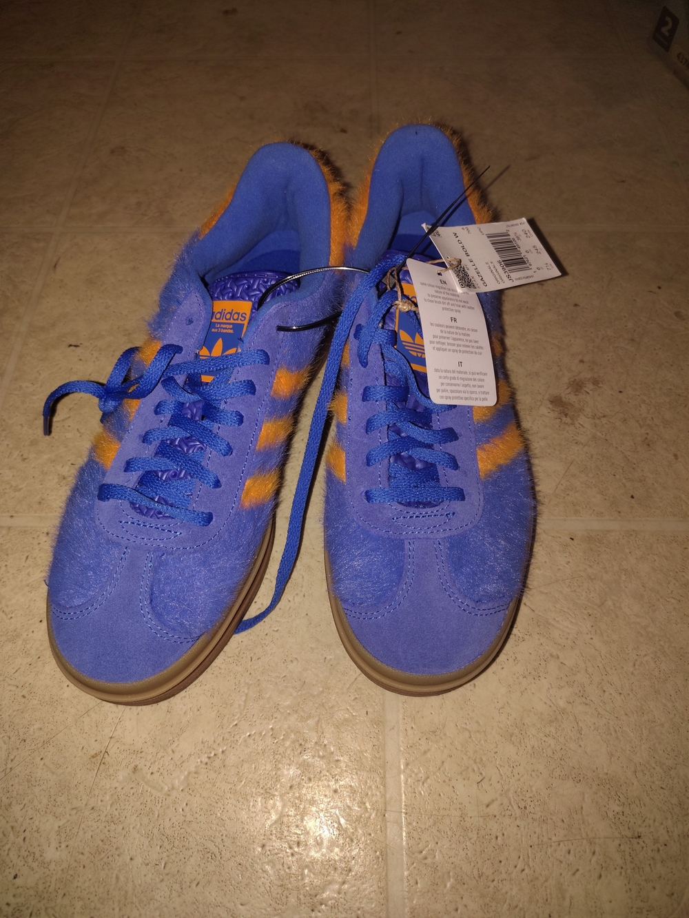 Adidas Gazelle Bold Hi Res Blue Orange Fuzzy Fur Like Upper Size 7.5 Run Big New